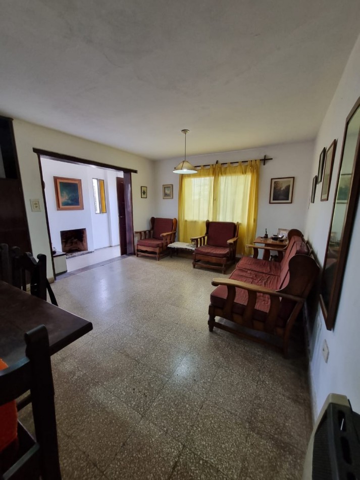 OPORTUNIDAD! IDEAL PARA REMODELAR  