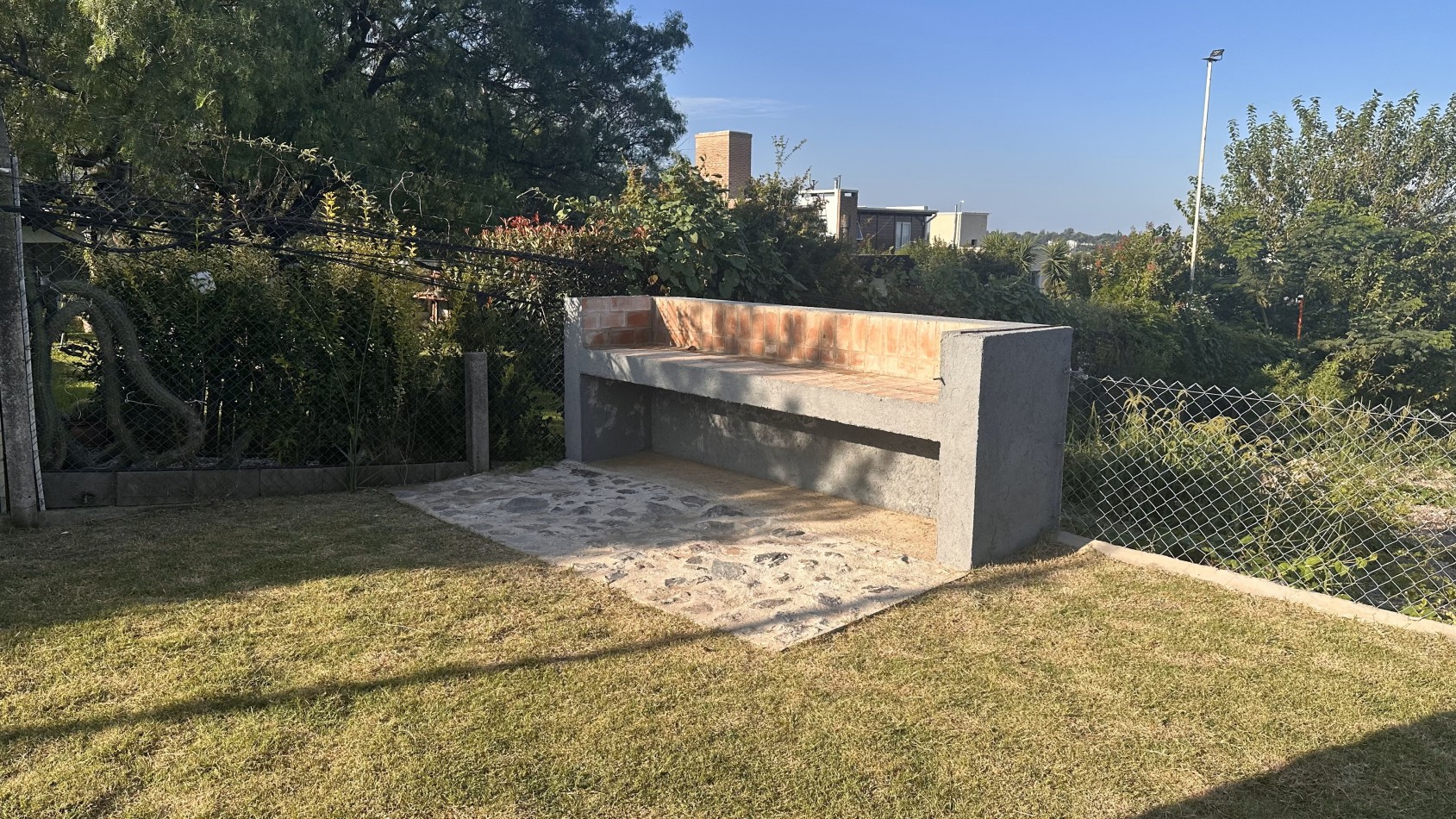 Descubri tu nuevo hogar en el exclusivo barrio cerrado "LAS MARIAS"!