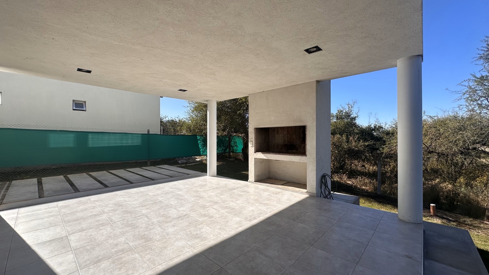 HOUSING EN VILLA ALLENDE GOLF!!!