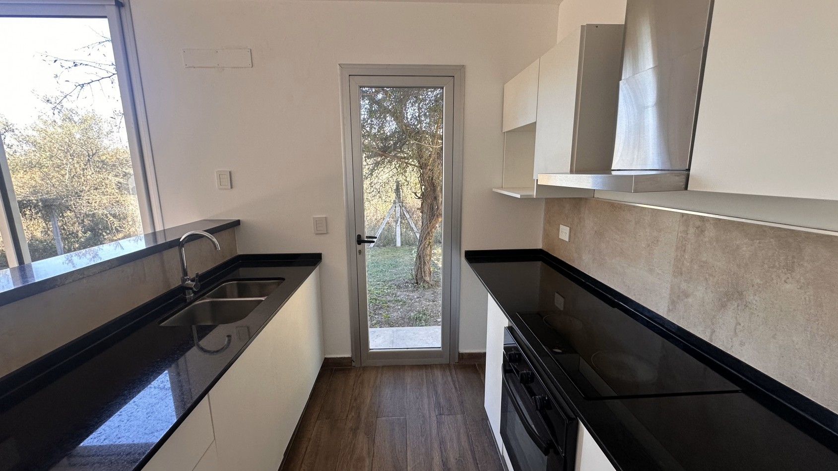 HOUSING EN VILLA ALLENDE GOLF!!!