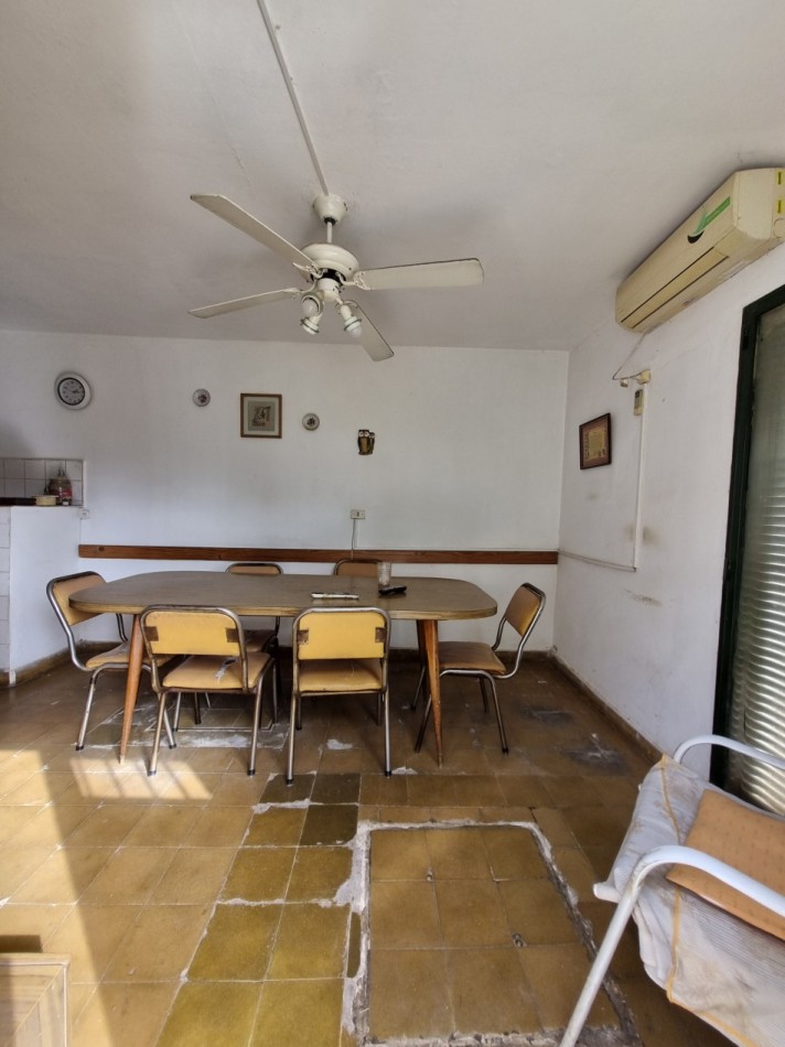OPORTUNIDAD! IDEAL PARA REMODELAR  